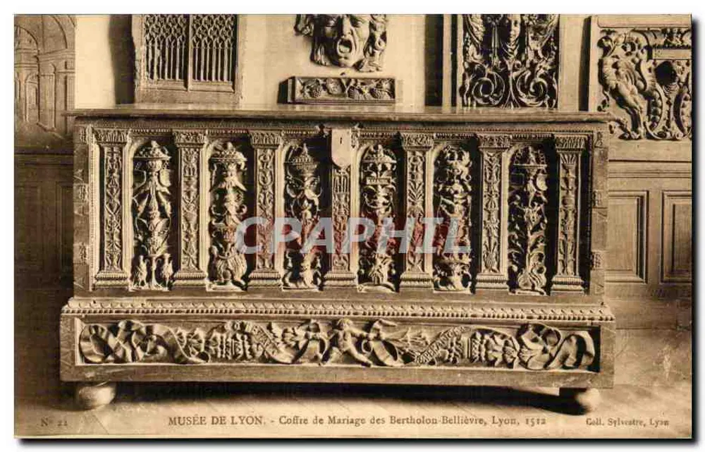 Musée de Lyon — Coffre de Mariage des Bertholon-Bellièvre, Lyon, 1512 — Coll. Sylvestre, Lyon - Recto
