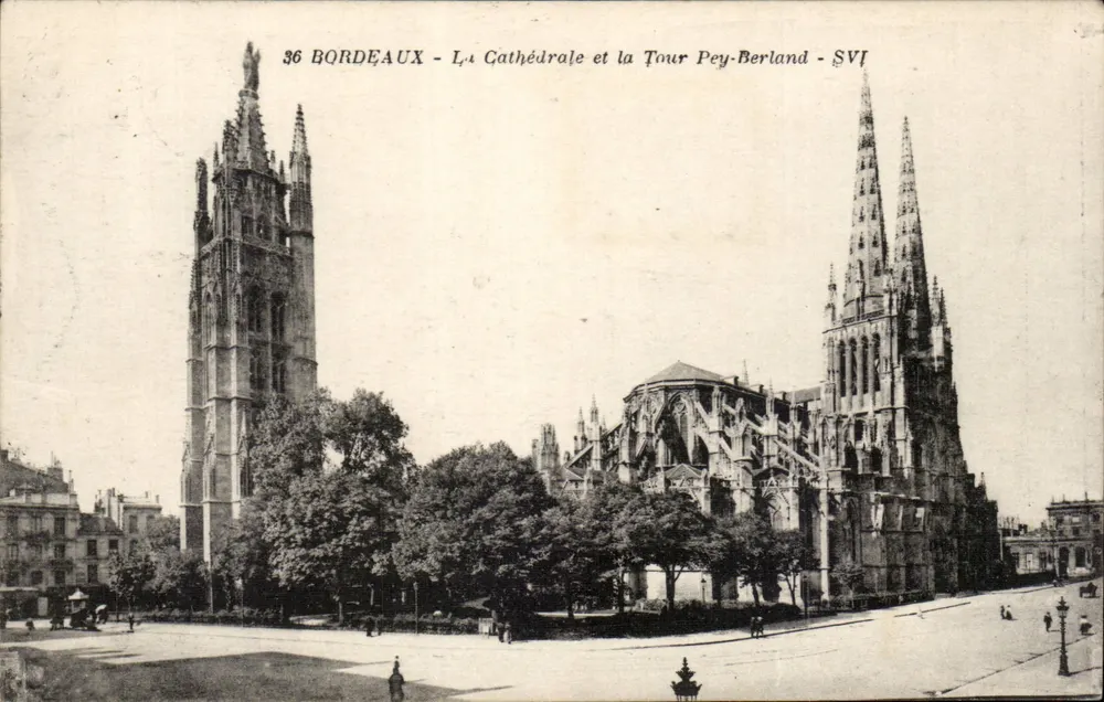 Bordeaux - Die Kathedrale und die Tour Pey-Berland - SVI - Vorderseite