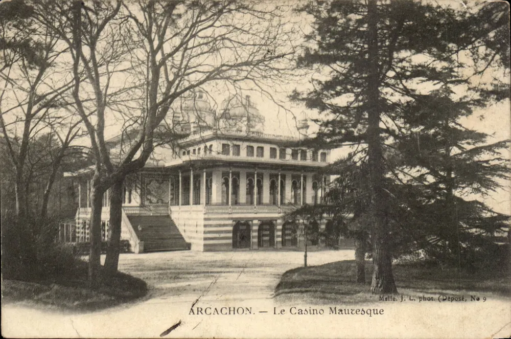 Arcachon — O Casino Mauresque — Melle J. L. fot. (Depositado, Número 9) - Frente