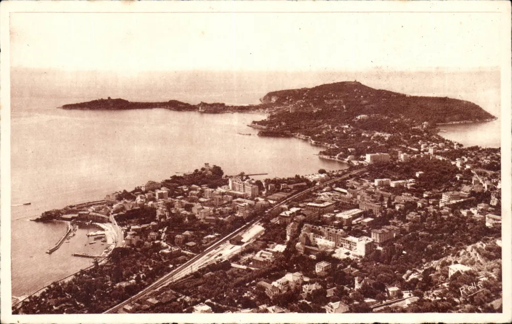 Beaujeu-sur-Mer und Cap Ferrat — Ansicht vom Tistearo-Belvedere — Rella - Vorderseite