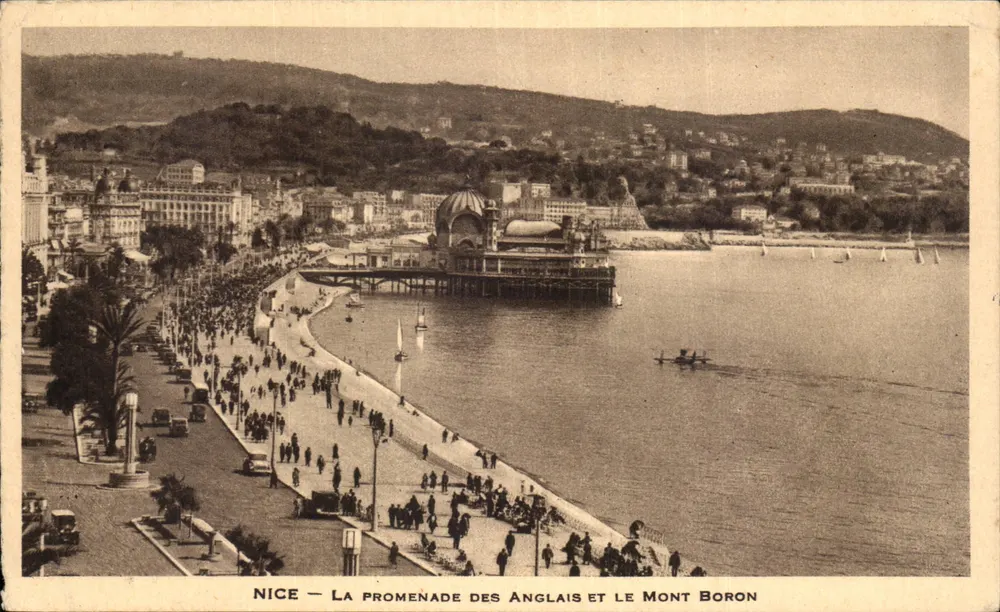 Nice — La Promenade des Anglais et le Mont Boron — Éditeur non identifié - Recto