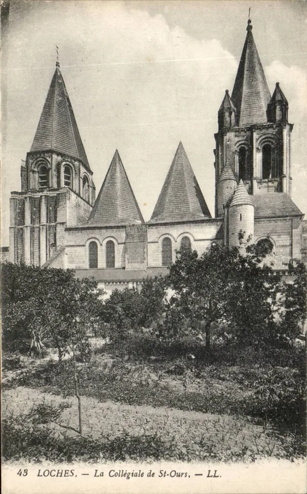 Loches — The Collegiate Church of St-Ours — LL - Front