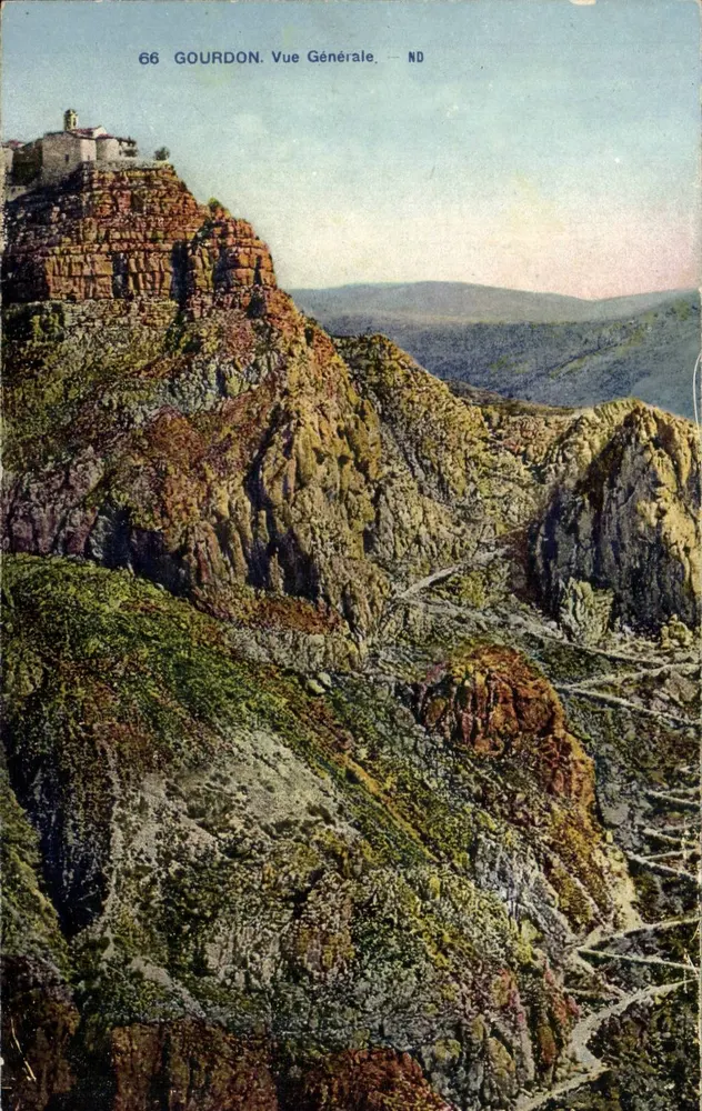 Gourdon — Vista Geral — ND - Frente