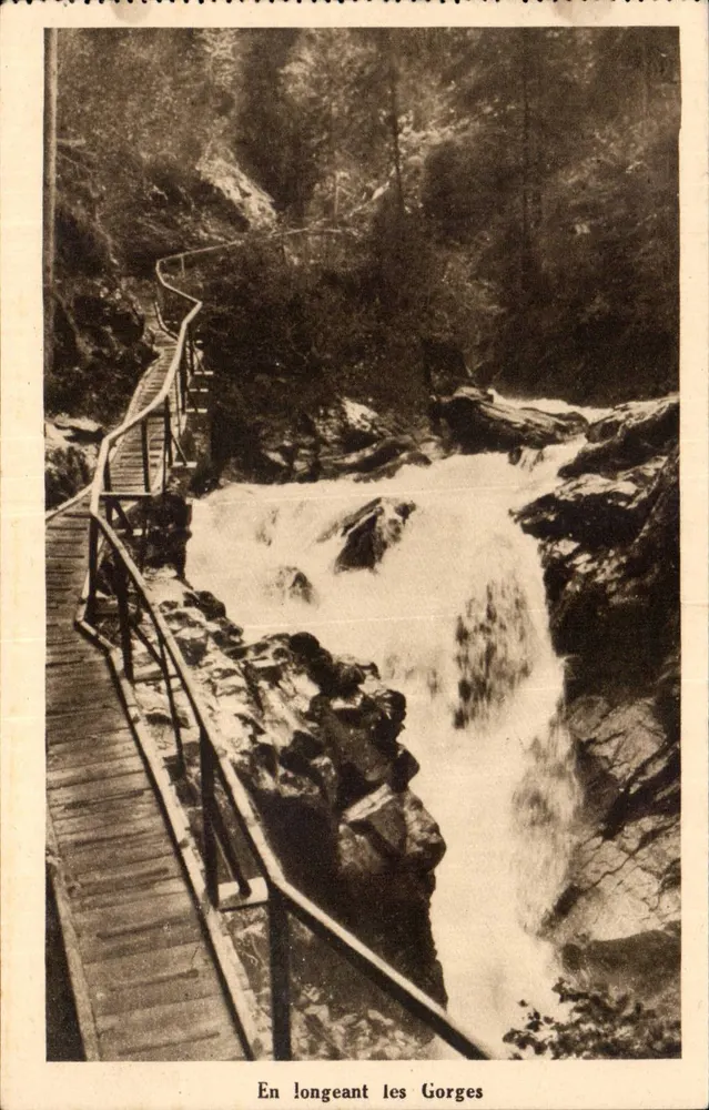 As Gorges da Diosaz — Ao longo das Gorges — G.O.D.C.E.F. Éditions - Frente
