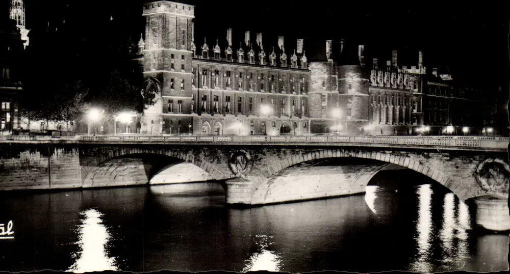 Paris — A Conciergerie iluminada — Éditions CHANTILLY, n°55 - Frente