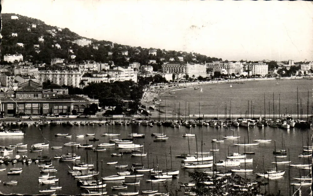 Cannes — Vista geral tirada do Suquet — Éditions d'Art Fontluet - Frente