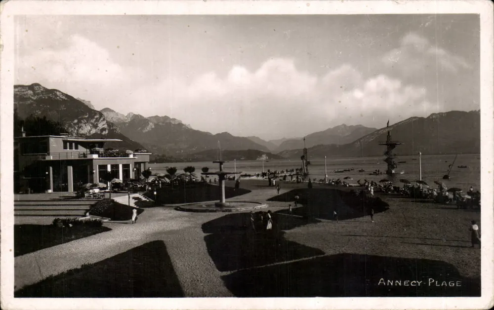 Annecy-Plage — vista do lago e do parque — editor anônimo - Frente