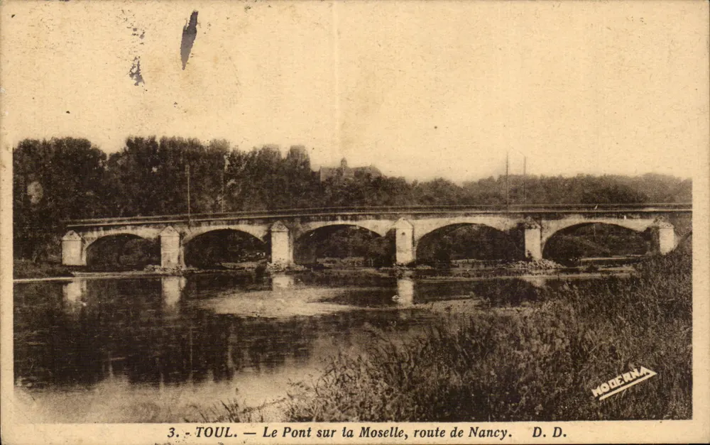 Toul — Die Brücke über die Mosel, Route nach Nancy — Moderana - Vorderseite
