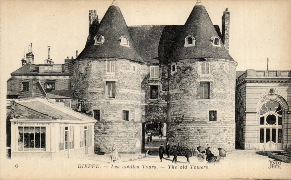 Dieppe — Las viejas Torres — The old Towers — JND Phot. - Anverso