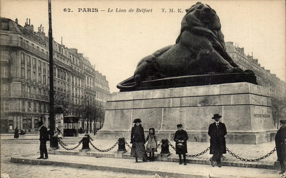 Paris — O Leão de Belfort — T. M. K. - Frente