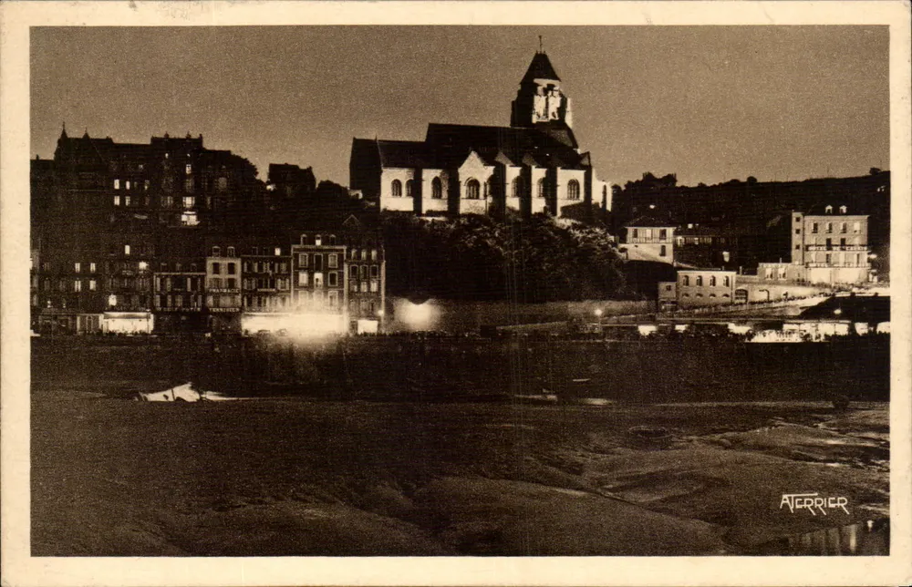 Le Tréport (Seine-Inférieure) — Vista geral, à noite — Edição A. Terrier, Terville Mers - Frente