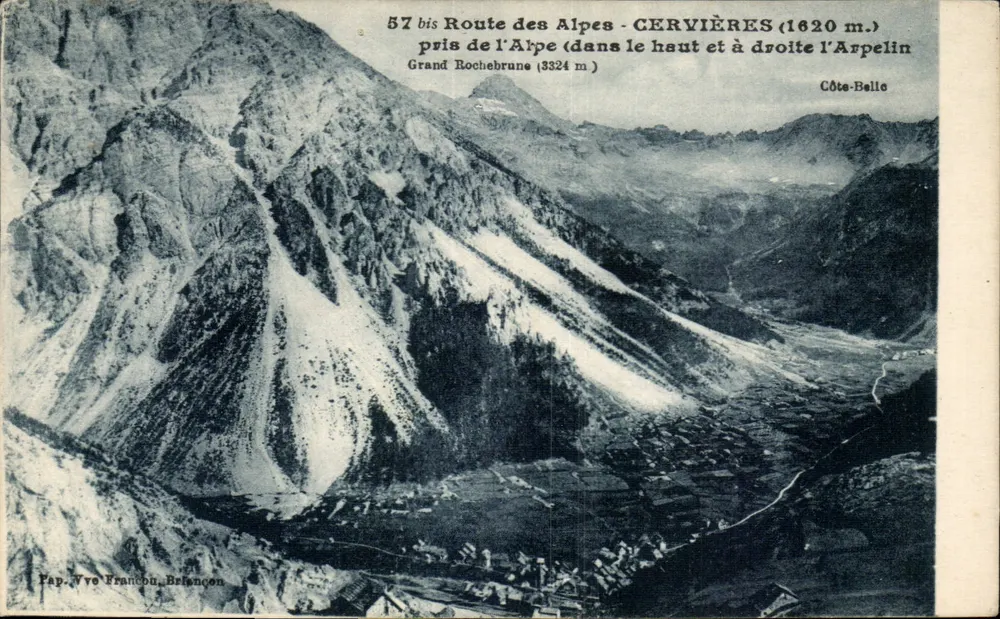 Cervières (1620 m) — Aussicht von der Route des Alpes mit dem Grand Rochebrune (3324 m) und dem Arpelin — Pap. Vyo Francou, Briançon - Vorderseite