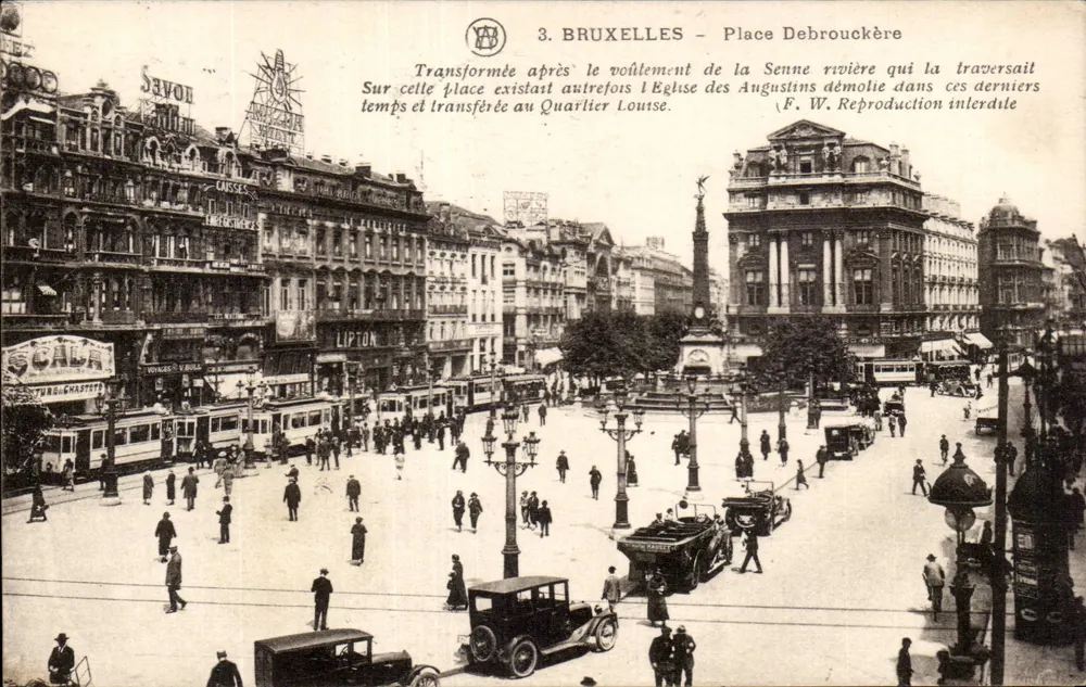 Bruxelas - Praça Debrouckère — transformação após o encobrimento da Senne — F. W. Reprodução proibida - Frente