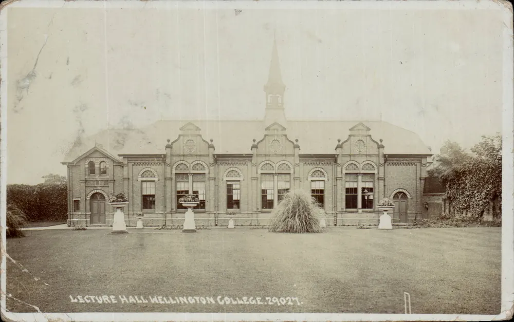 Vorlesungssaal Wellington College — 19027 — Verlag nicht sichtbar - Vorderseite