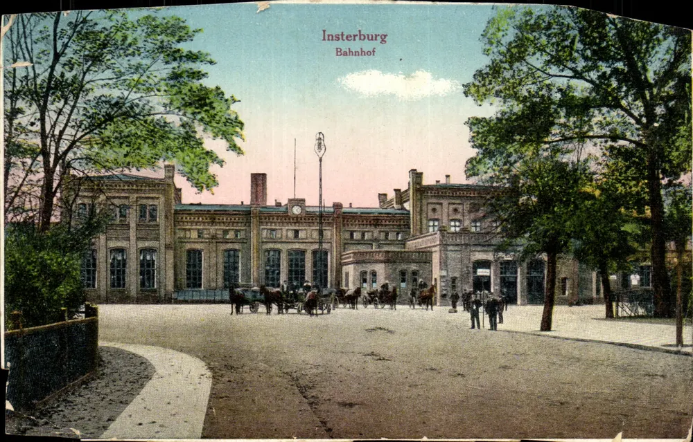 Insterburg — Estação — Carta postal colorida - Frente