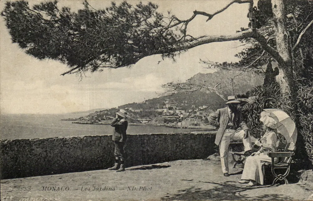Mônaco — Os Jardins — ND. Phot. - Frente