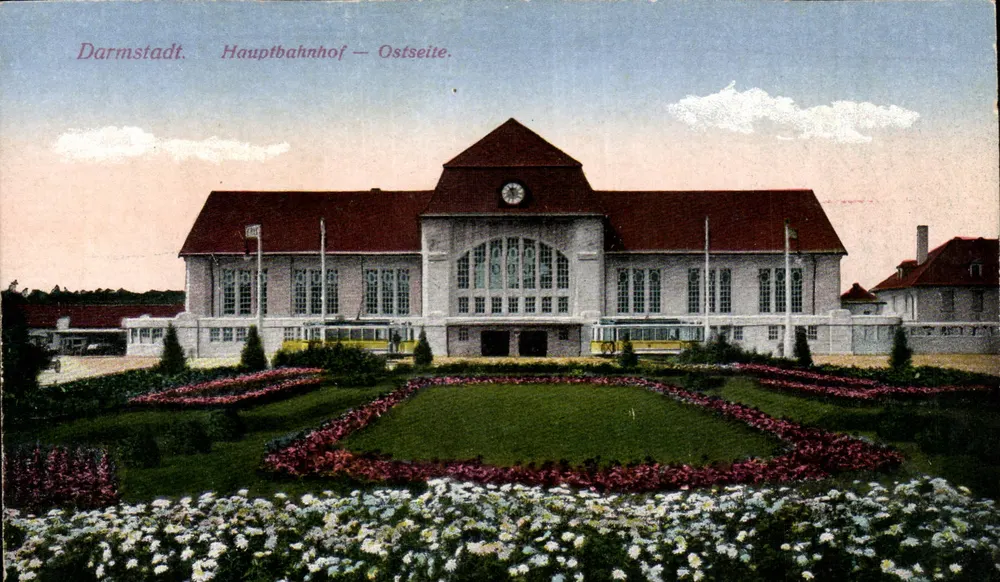 Darmstadt. Stazione principale — lato est. - Recto