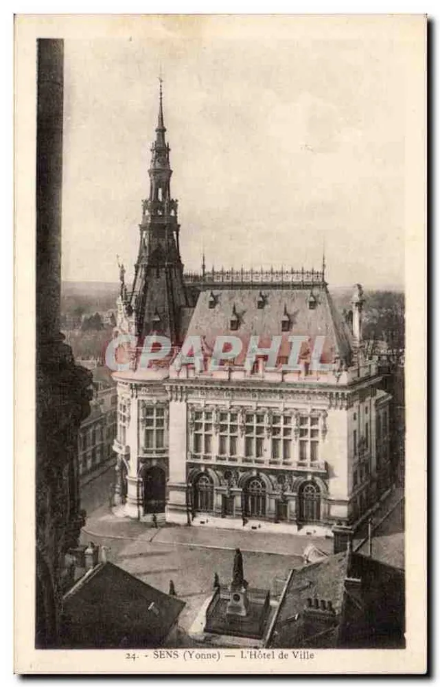SENS (Yonne) — O Hotel de Ville — Edição Coullet - Frente