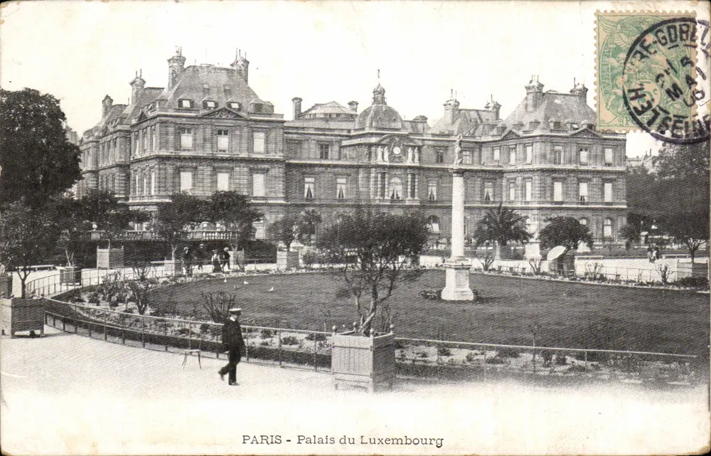 PARIS - Palácio do Luxembourg — vista do jardim com coluna — editor não identificado - Frente