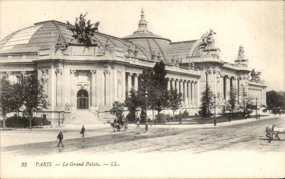 PARIS — O Grande Palácio — LL. - Frente