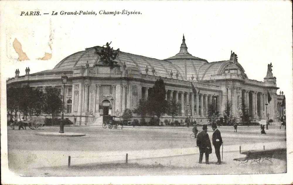 PARIS — O Grande Palácio, Champs-Élysées. - Frente