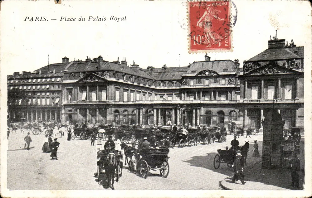 PARIS — Praça do Palácio-Royal — editor não visível, número de série não legível - Frente