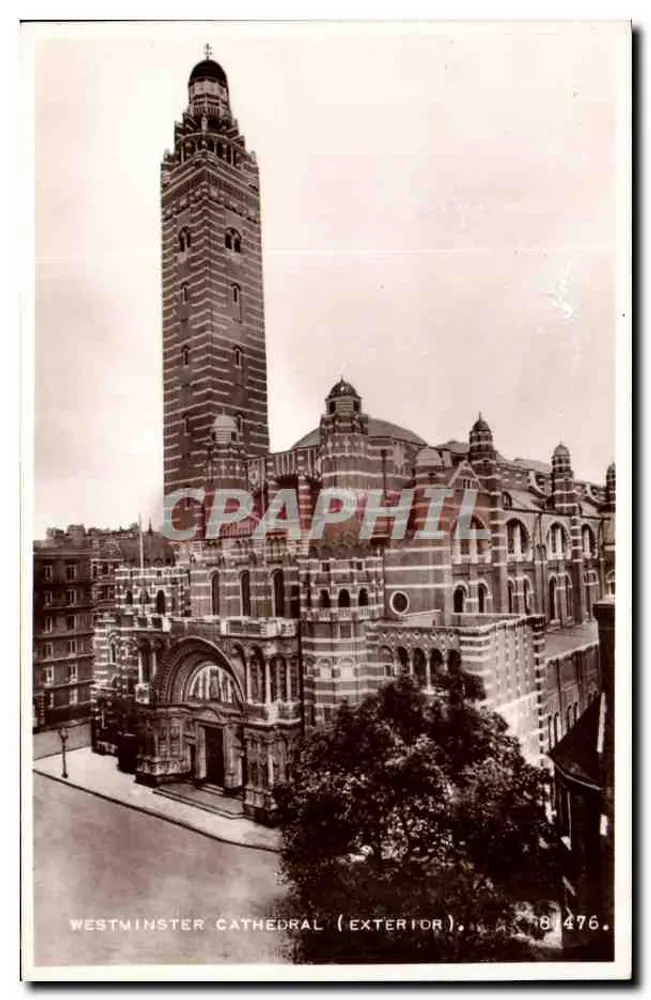 Catedral de Westminster (Exterior) — vista externa da catedral — Valentine & Sons Ltd., n° 8476 - Frente