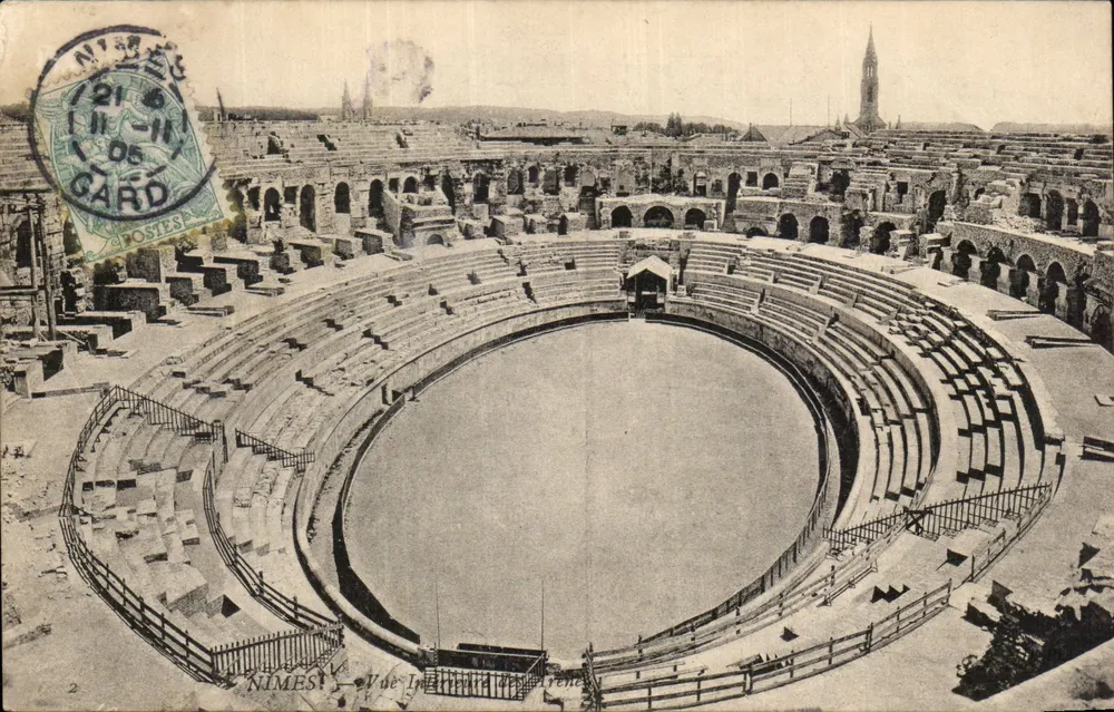 Nîmes — Vista interna da arena — Editor desconhecido, n° 2 - Frente