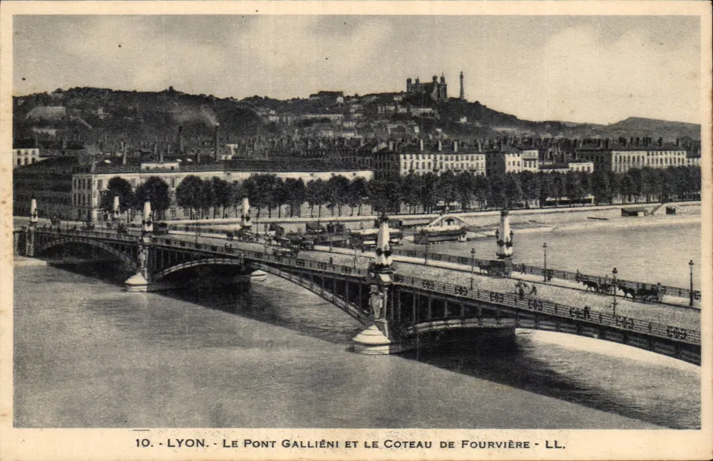 Lyon - Der Galliéni-Brücke und der Fourvière-Hügel - LL - Vorderseite