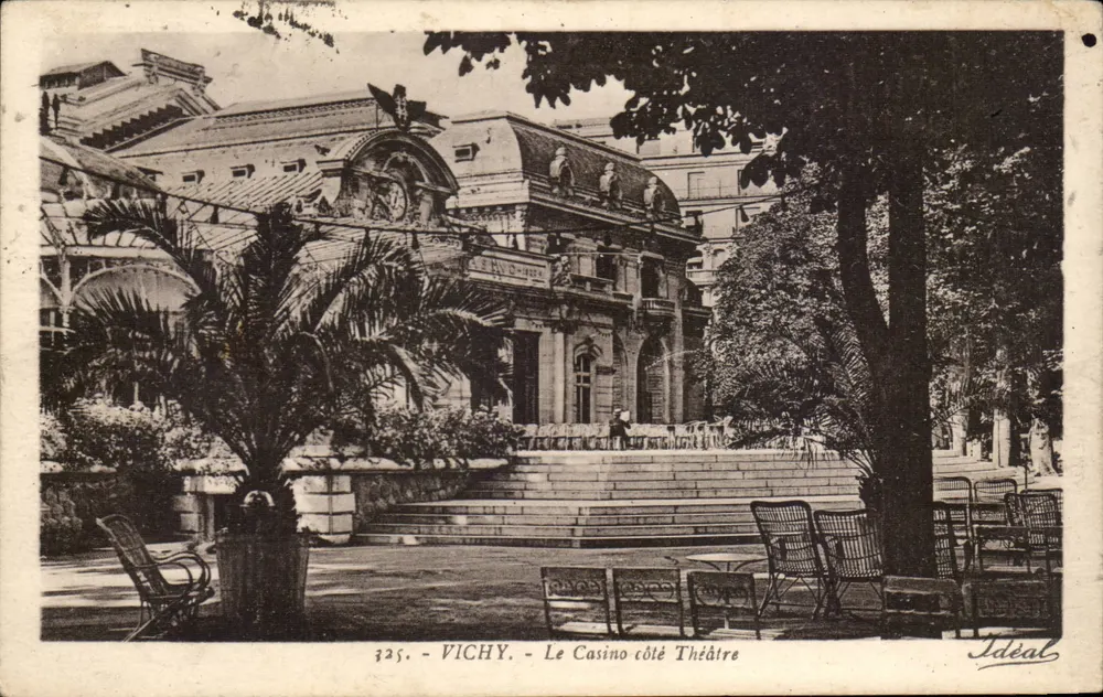 Vichy - Ansicht des Casinos von der Theatersseite — Ideal-Ausgabe Nr. 325 - Vorderseite