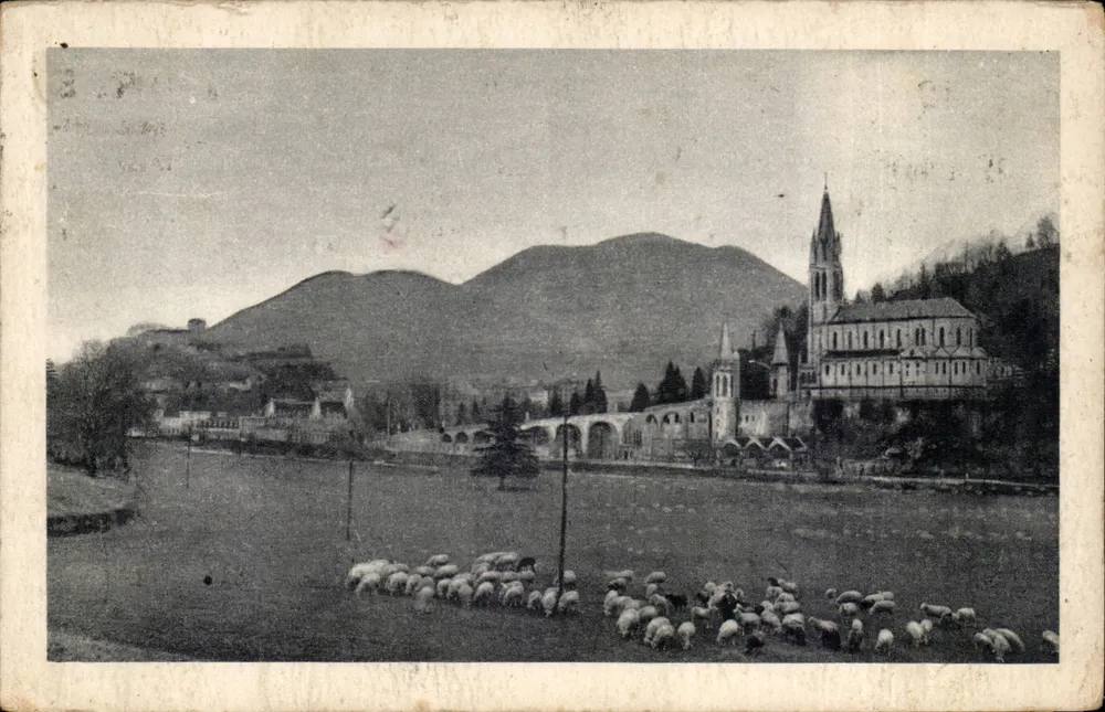 Lourdes — A Basílica e o Priorado de Jerônimo — Edição P. Dapet, Lourdes - Frente