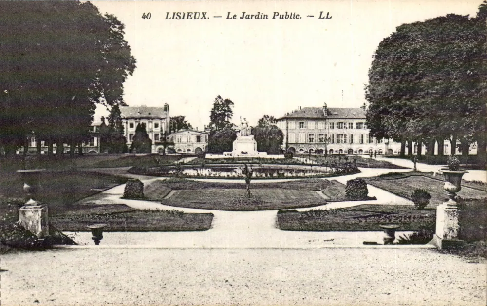 Lisieux — O Jardim Público — LL - Frente