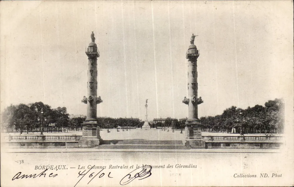 Bordeaux — Die Rostralkolonnaden und das Denkmal der Girondinen — Sammlung ND. Phot - Vorderseite