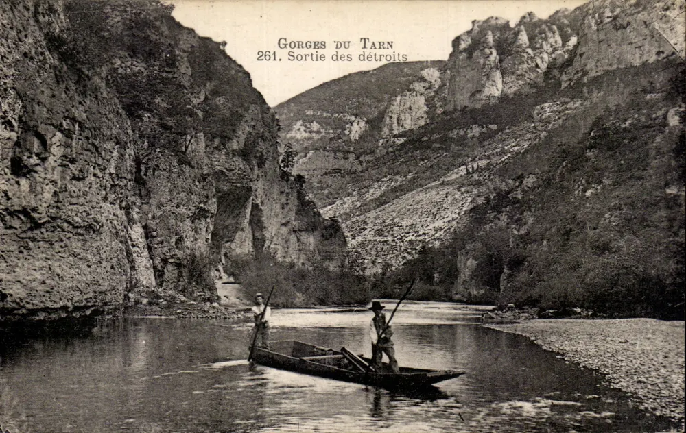 Gorges do Tarn — Saída dos estreitos — 261 — editor não identificado - Frente