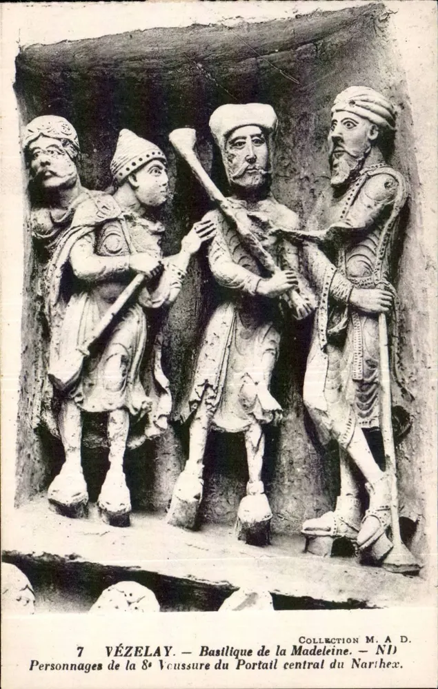 Vézelay — Figuren aus der 8. voussure des zentralen Portals der Basilika Sainte-Madeleine — Sammlung M.A.D. - Vorderseite