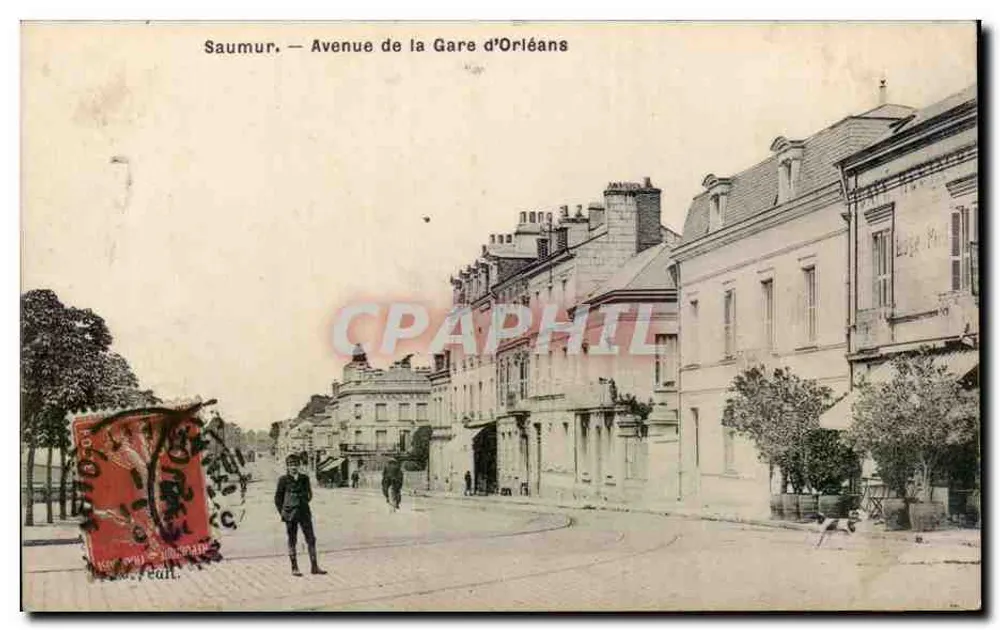 Saumur — Avenue de la Gare d'Orléans — Verlag: L. P. (oder L. P. & Cie) — Seriennummer: 103 - Vorderseite