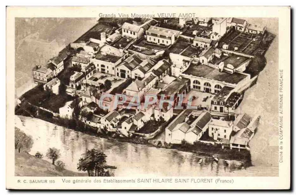Allgemeine Ansicht der Einrichtungen Saint-Hilaire Saint-Florent — Saumur — Aufnahme der französischen Luftfahrtgesellschaft - Vorderseite