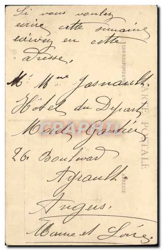 Angers - Le Boulevard de la Mairie — vue aérienne avec foule et calèche — éditeur L. V., pbot. - Verso