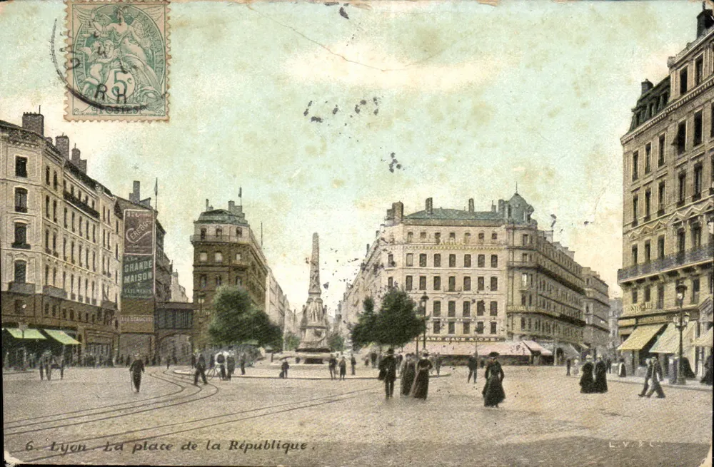 Lyon - A praça da República — editor L.V. & Co. n°6 - Frente