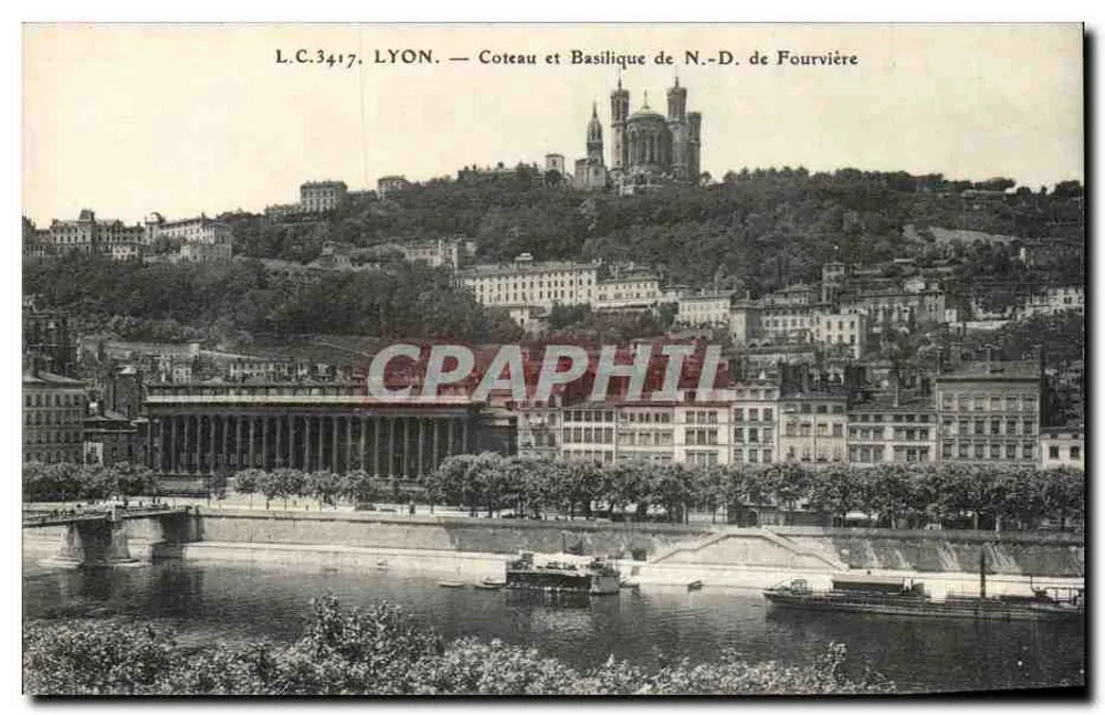 Lyon — Colina e Basílica de Nossa Senhora de Fourvière - Frente