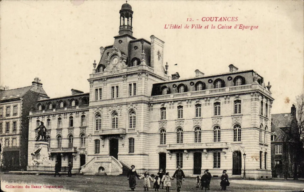 Coutances — Rathaus und Sparkasse — Sammlung des Coutauvais-Bazaars - Vorderseite