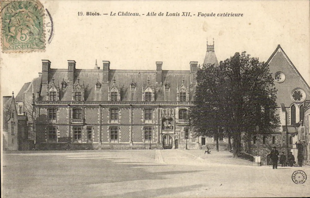 Blois — Das Schloss — Flügel von Louis XII — Äußere Fassade — Verleger: Grand Bâton - Vorderseite