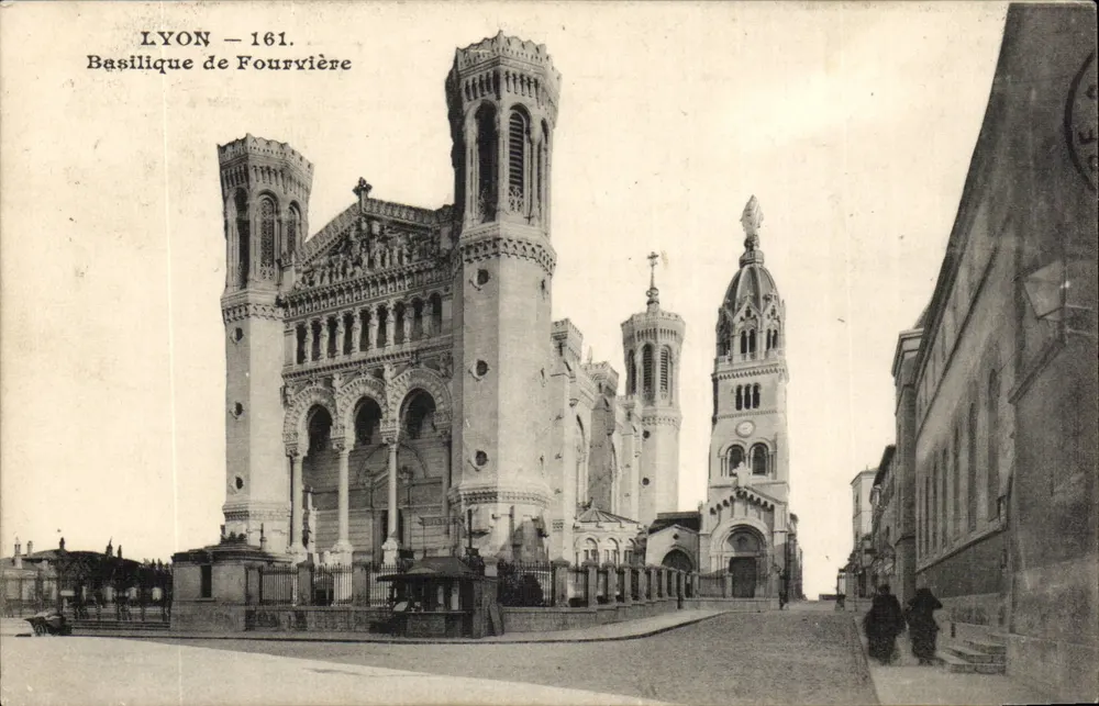 LYON — 161. Basílica de Fourvière - Frente