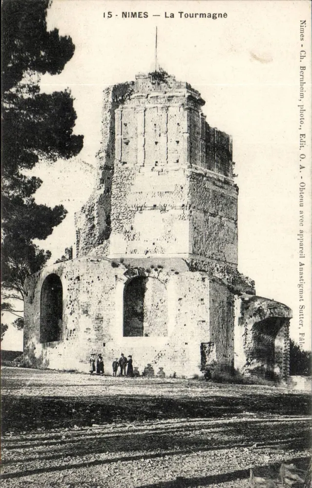 Nîmes — A Tourmagne — Ch. Bernheim, foto, Edição O.A. Ohénu com aparelho Anastigmat Sutter, Falo - Frente