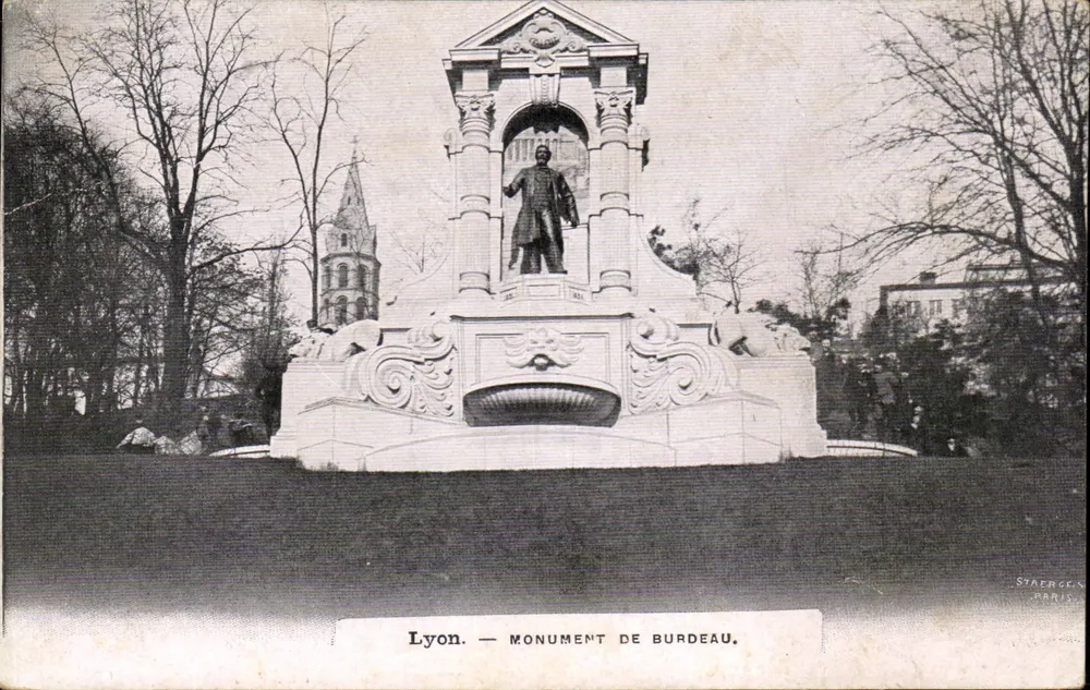 Lyon — Burdeau-Monument — Stärcke, Paris - Vorderseite