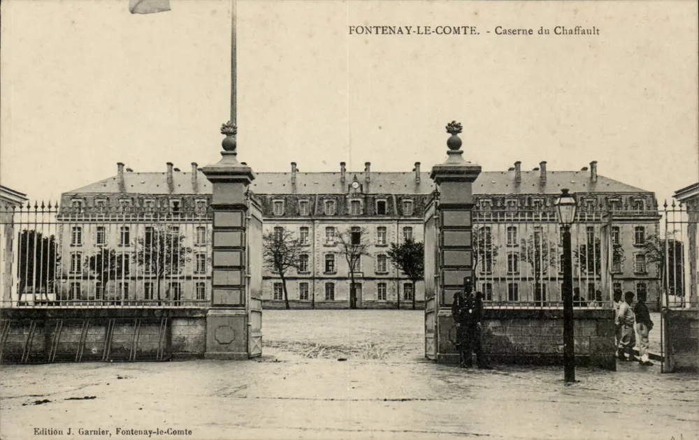 Fontenay-le-Comte - Cuartel del Chaffault — Edición J. Garnier - Anverso