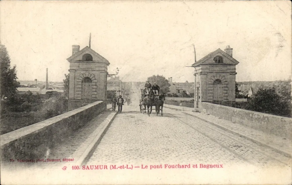 SAUMUR (M.-et-L.) — Die Brücke Fouchard und Bagneux — Fr. Vorricken, phot. Saunour, abgegeben, n° 100 - Vorderseite