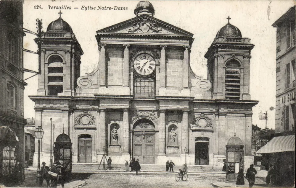 Versalhes — Igreja Nossa Senhora — Editor: Au Sol, n° 124 - Frente