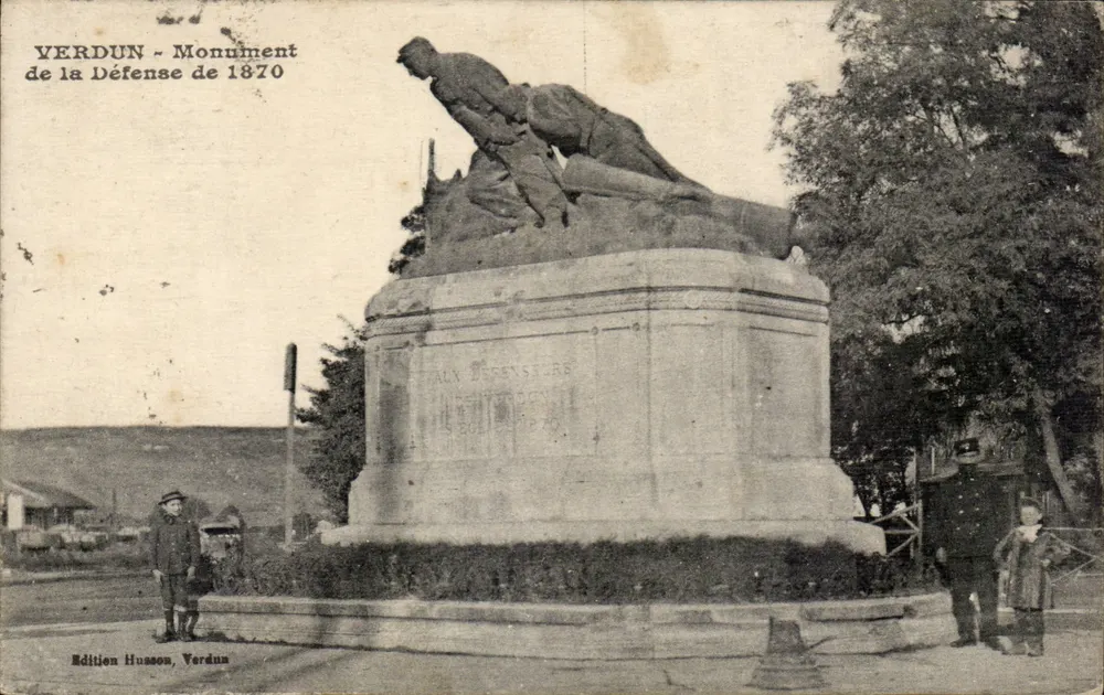 Verdun - Monumento alla Difesa del 1870 — Edizione Husson, Verdun - Recto
