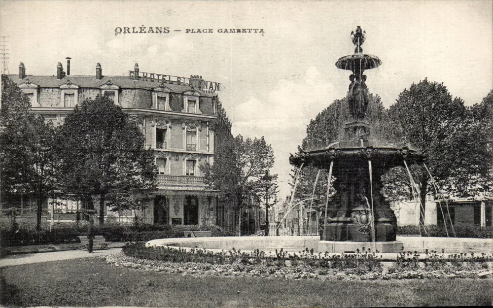 Orléans — Place Gambetta — Hotel S. Minan - Vorderseite